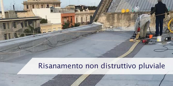Risanamento non distruttivo di un vecchio pluviale in grès ceramico presso Teatro Piccinni di Bari
